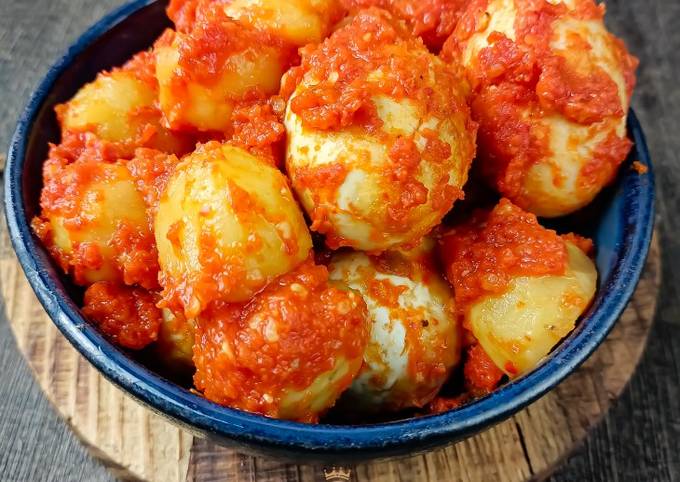 Cara bikin Balado Telur dan Kentang Cara bikin Balado Telur dan Kentang