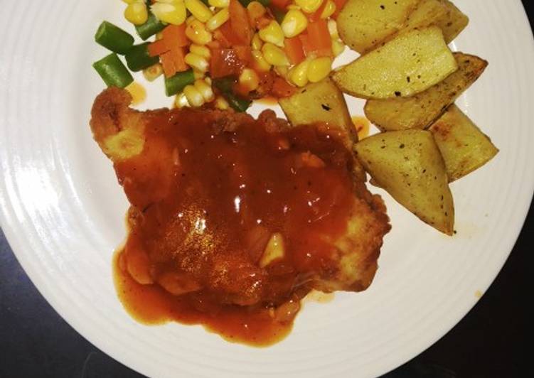 Resep Chicken steak crispy with bbq sauce &amp; potato wedges, Menggugah Selera