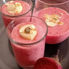 A picture of Beetroot Banana Smoothie.