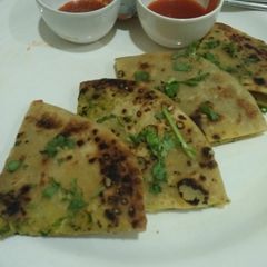 A picture of Aalu paratha.