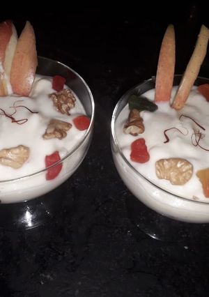 A picture of Apple walnut shrikhand.