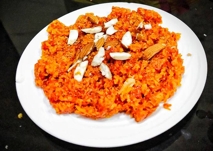 Carrot Halwa. (Gajar Halwa)