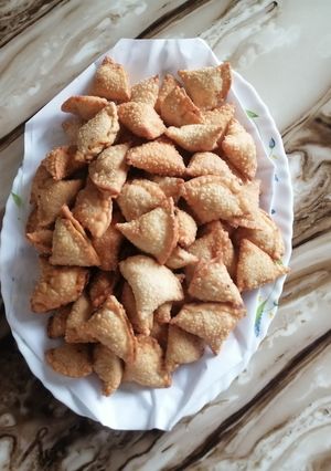 صورة لوصفة سمبوسة هندية بالبطاطا 😋