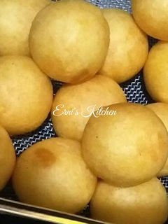 Foto resep Jemblem Singkong (isi gula merah)