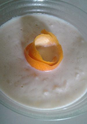 Una foto de Arroz con leche cremoso