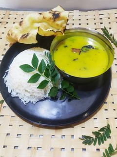 કઢી (Kadhi Recipe In Gujarati) રેસીપી મુખ્ય ફોટો
