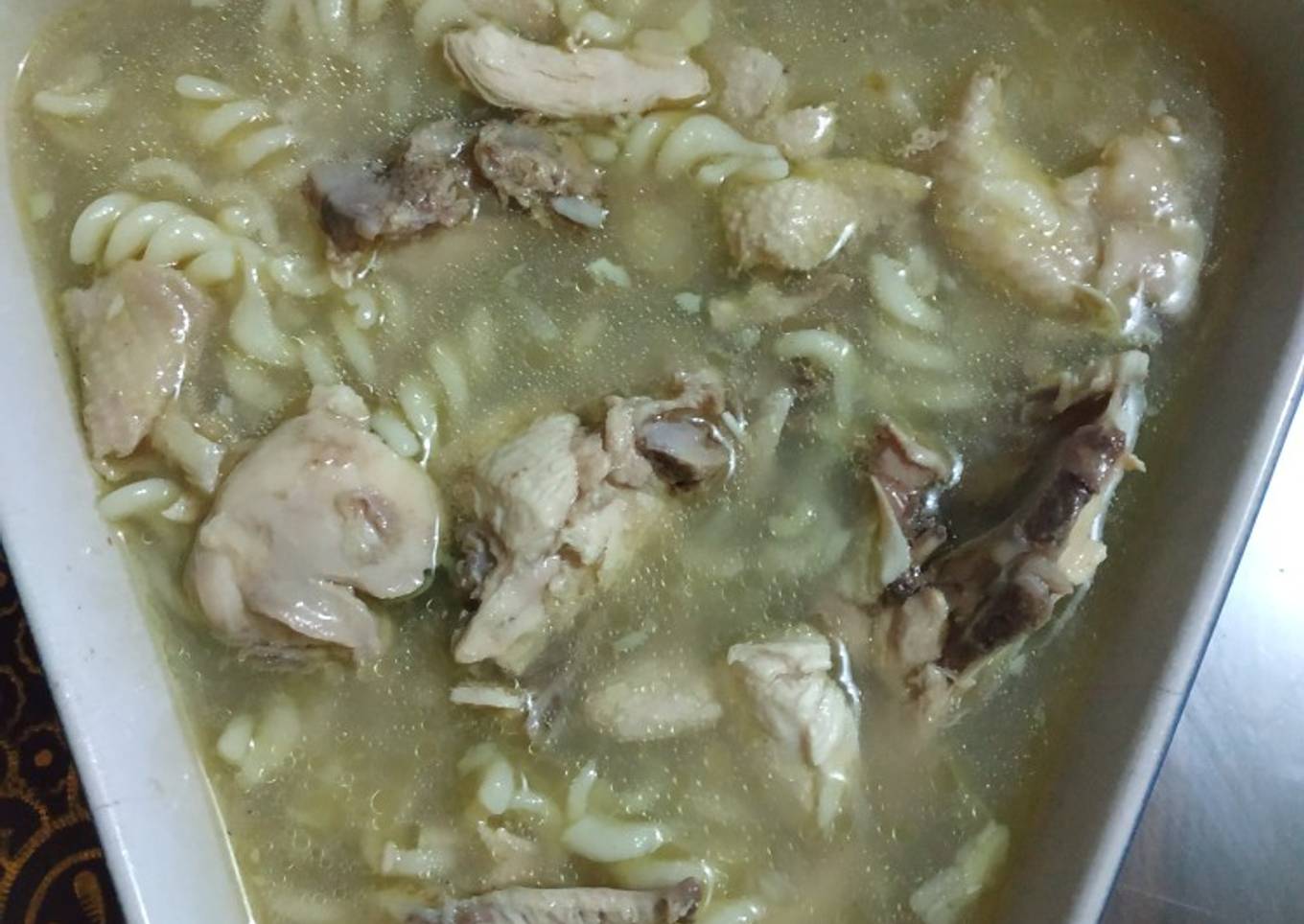 16 Pasta sayuran dengan sup ayam