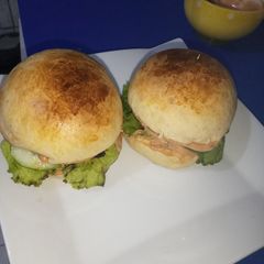 A picture of Burger.