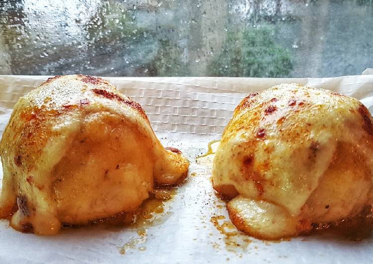 Bomba de Patata rellena de Pulpo a la Camarlenca