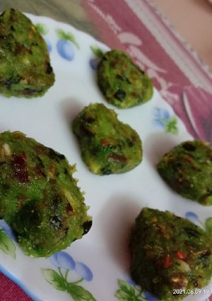 A picture of Paan And Gulkand Mithai.