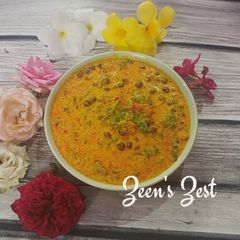 A picture of Dahi Kala Chana.