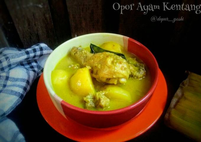 Opor Ayam Kentang