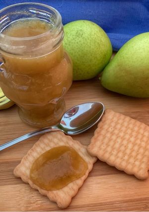 Foto di Composta di pere e zenzero a ridotto contenuto di zuccheri