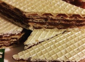 O poză a rețetei Napolitane de casă cu cremă de ciocolată.