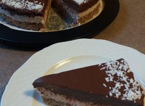 Nyers vegán bounty torta🍰 recept fotója