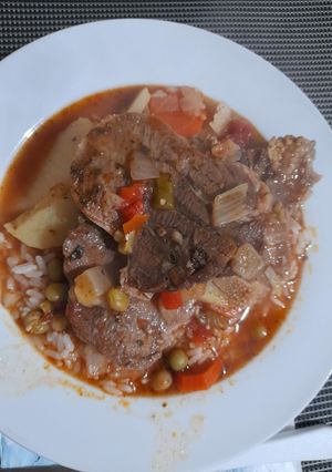 Una foto de Lengua Vacuna Estofada❤