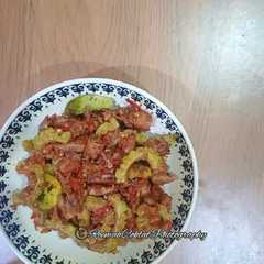 A picture of Sambel Pare Cumi Asin.