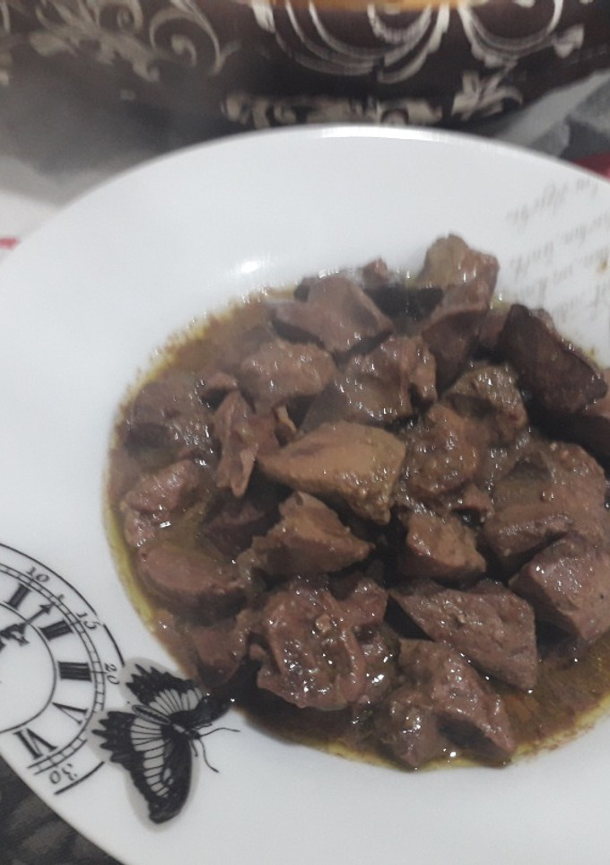 Una foto de Higaditos de pollo en salsa