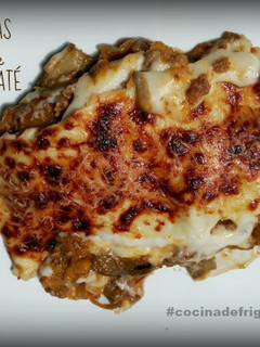 Una foto de Berenjenas rellenas de carne y paté