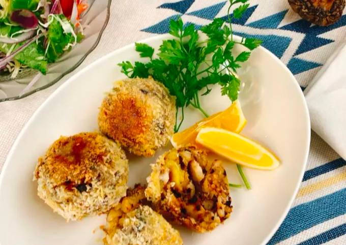 Step-by-Step Guide to Make Any-night-of-the-week Delicious Fish Cakes with Shiitake Powder