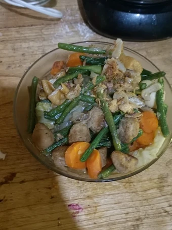 Langkah Gampang Menyiapkan Resep Tumis sayur pentol puyuh yang Uenak Anti Ribet, Bikin Ngiler