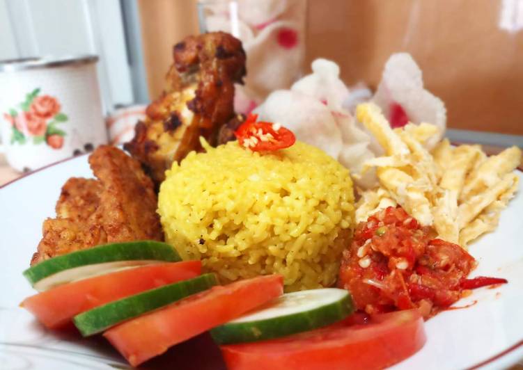 Nasi Kuning Super Wangi