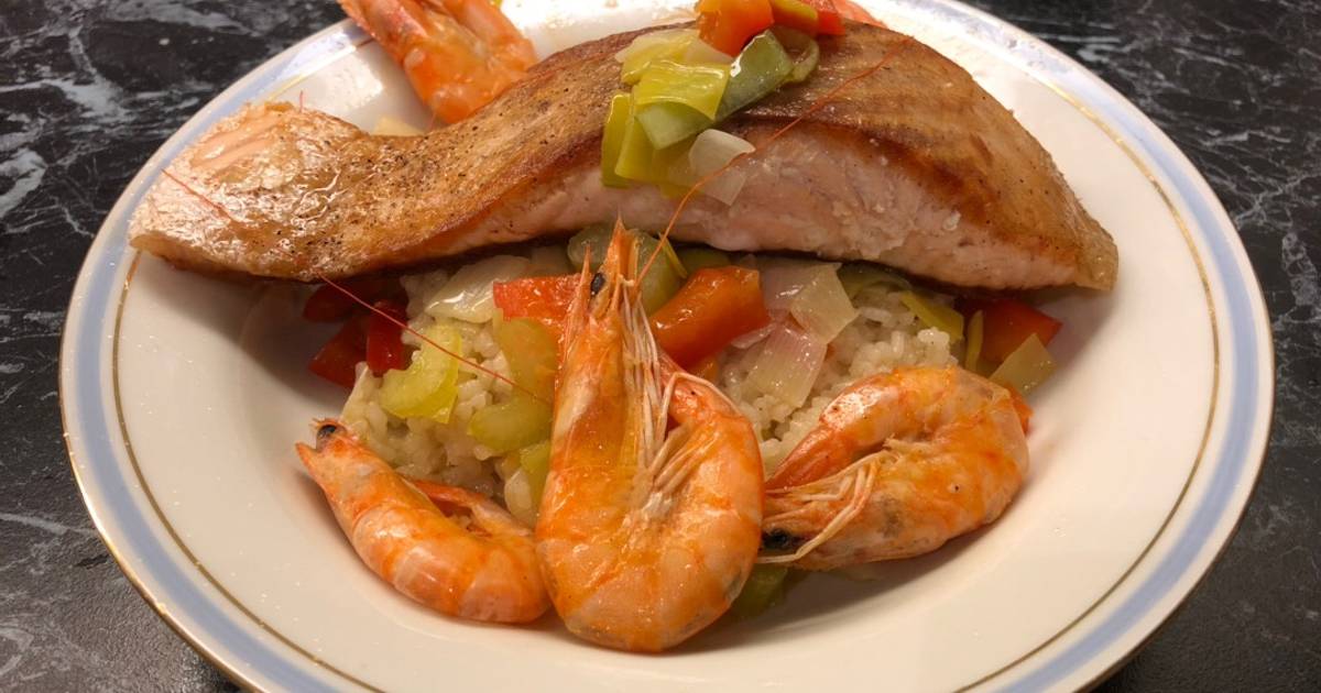Salmon Risotto with Prawns Recipe by L.S. - Cookpad