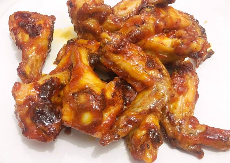 Spicy chicken wings pakai sambal botol