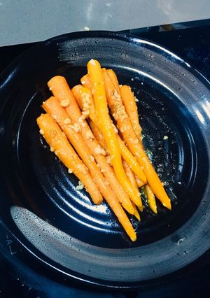 A picture of Butter Garlic Carrot.