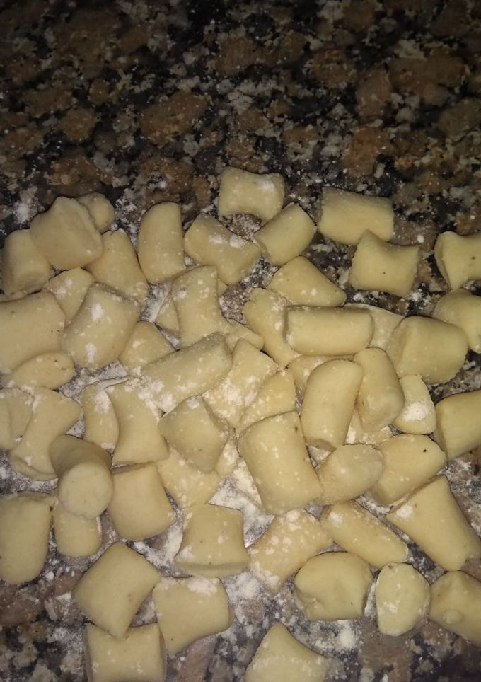 Una foto de Ñoquis de papa improvisados!