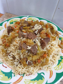 Una foto de Arroz con carne de ternera al curry