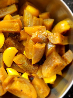#everyday2 கத்திரிக்காய் பூண்டு பொரியல் செய்முறை முக்கிய புகைப்படம்