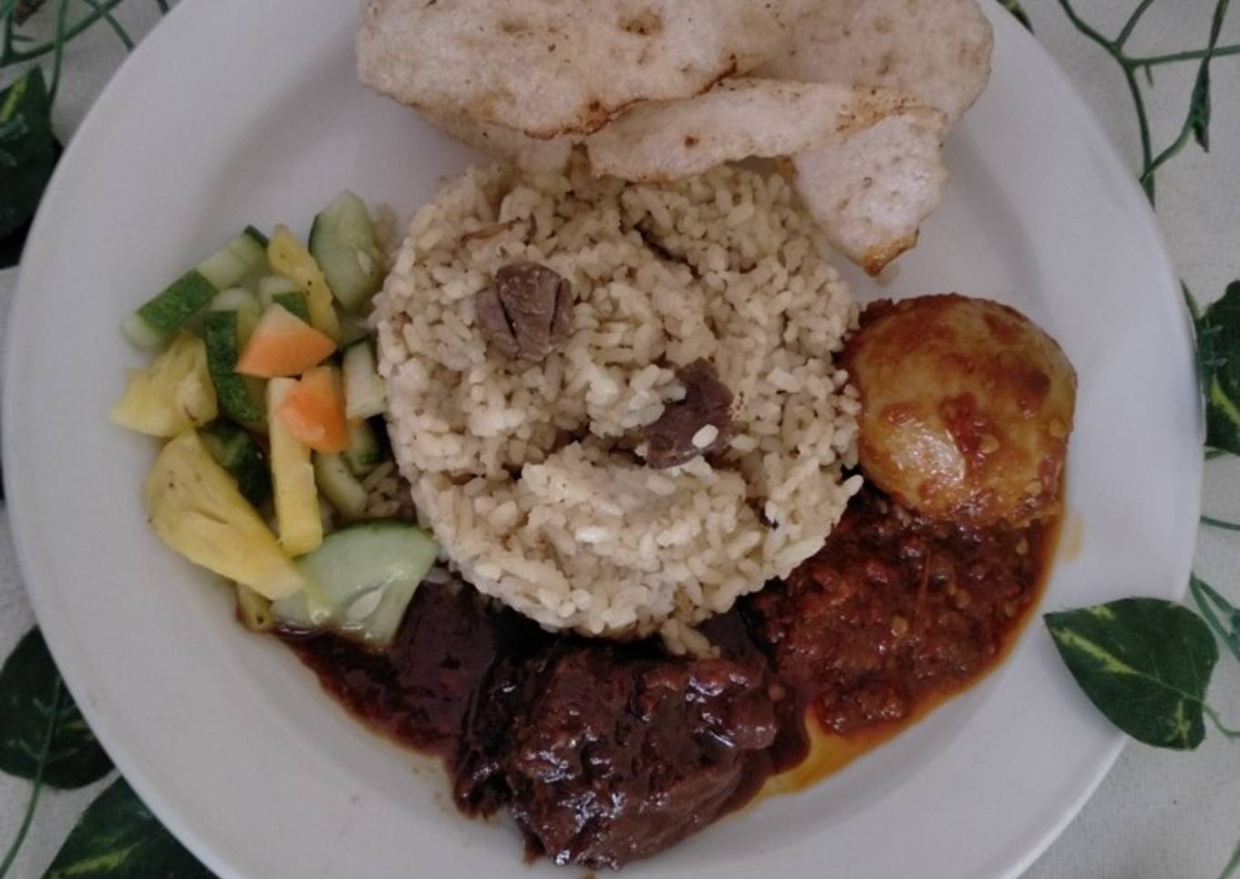 Nasi kebuli sapi