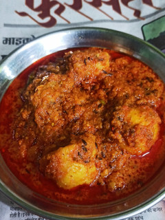 दम आलू रेस्टोरेंट का स्वाद घर पर भी रेसिपी मुख्य फोटो