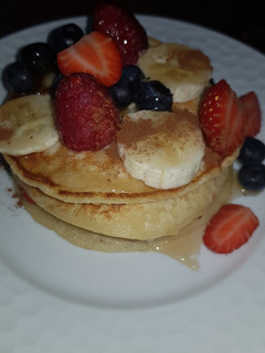 Φωτογραφία της συνταγής Pancakes 🥞🍓🍒🍌