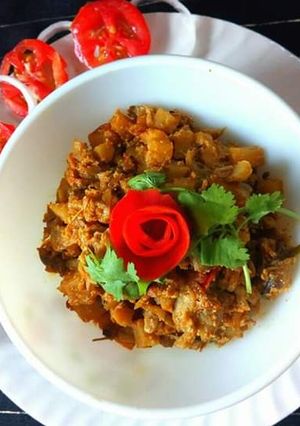 A picture of Chhatu Besara / Mushrooms in mustard & poppy seeds Curry.
