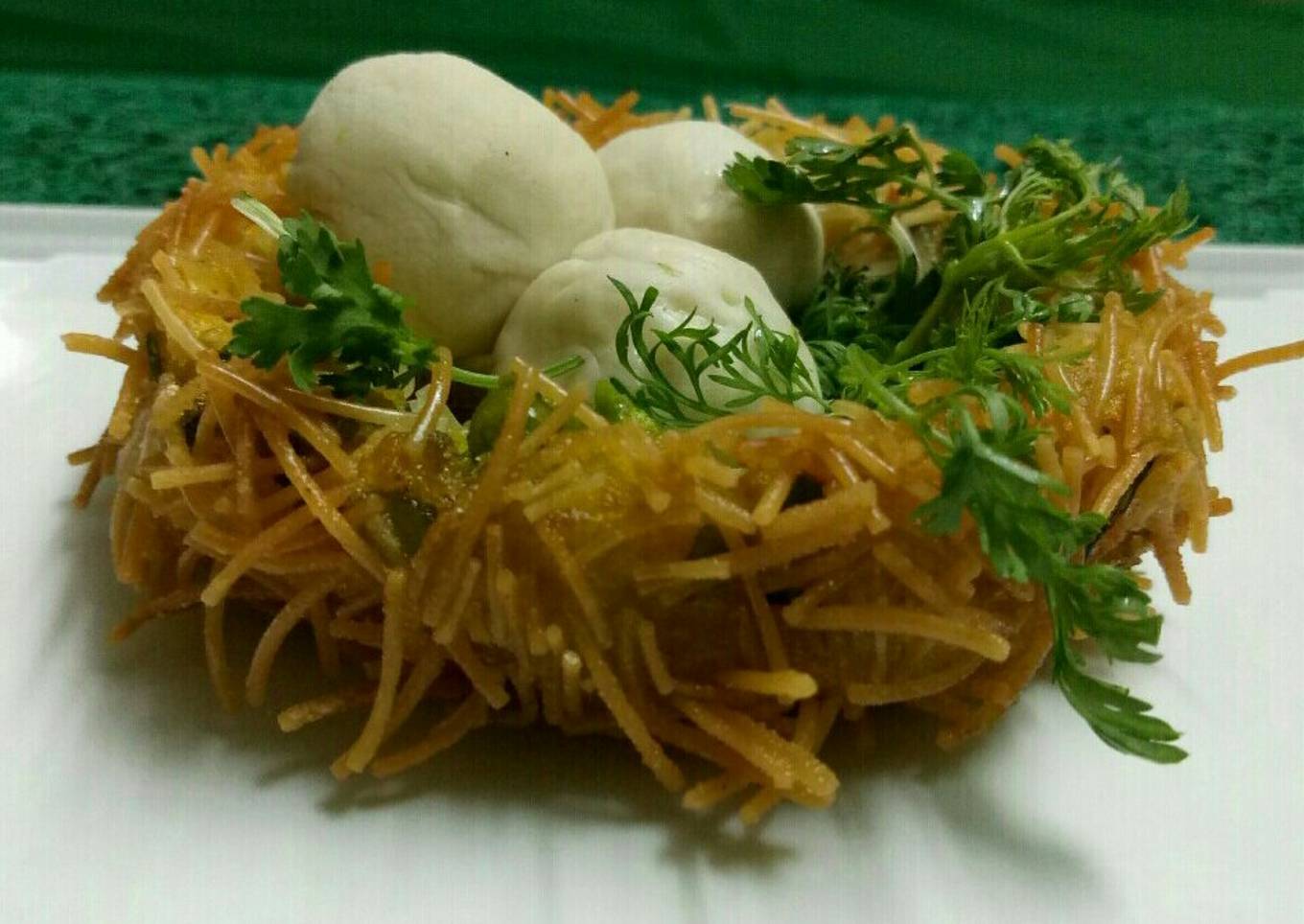 Vermicelli potato birds nest