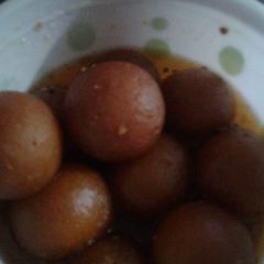 A picture of Gulab Jamun.