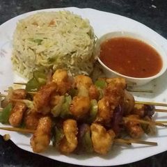 #RiceContest "Chicken Shashlik" with Fried rice #CookpadApp A picture of #RiceContest "Chicken Shashlik" with Fried rice #CookpadApp.