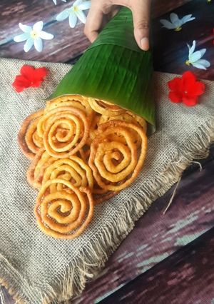 ক্রিস্পি পটেটো স্পাইরাল ফ্রাইস। রেসিপির প্রধান ছবি