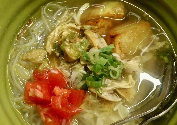 Soto Ayam Kuah Bening