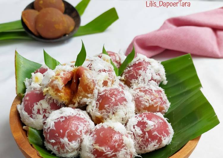 Klepon Merah Putih