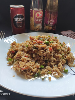 फ्राइड राइस (Fried rice recipe in Hindi) रेसिपी मुख्य फोटो