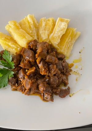 A picture of Stewed Chicken Gizzards.