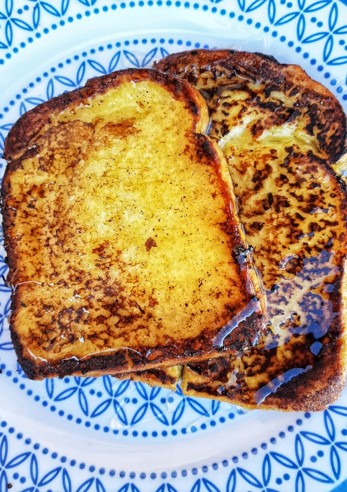 Una foto de Tostadas francesas - French toast 🇨🇵