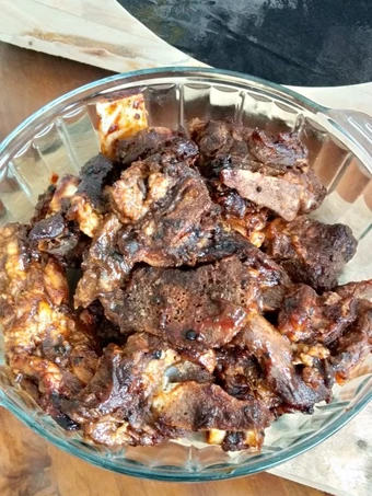 Langkah Mudah untuk Menyiapkan Resep Iga Oven Lada Hitam yang Enak Banget