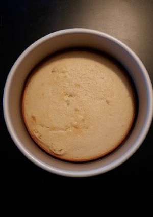 A picture of Basic White Cake.