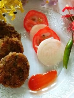 चना टिक्की (Chana tikki recipe in Hindi) रेसिपी मुख्य फोटो