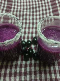 જામુન કુલર (Jamun Cooler Recipe in Gujarati) રેસીપી મુખ્ય ફોટો