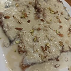 A picture of Shahi Tukre.